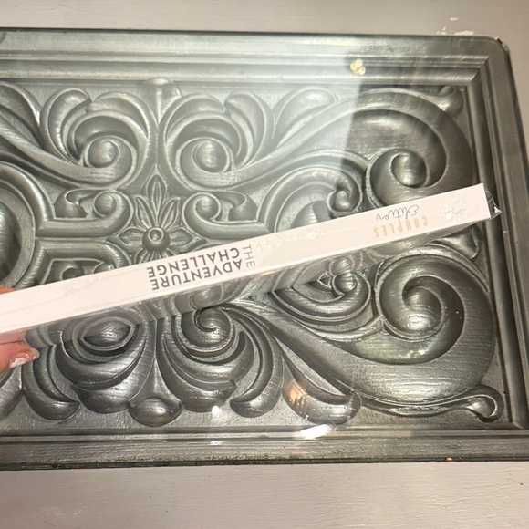 The Adventure Challenge Scratch Off Couples Edition Book Date Nights - Picture 7 of 8